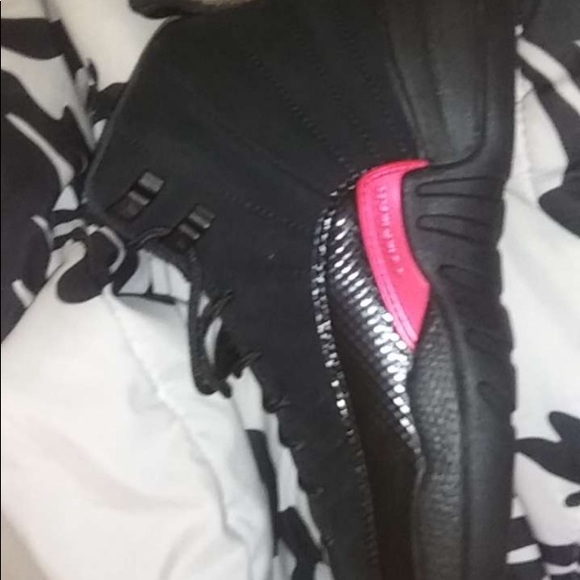 Black and Pink Retro 12s - Picture 1 of 2
